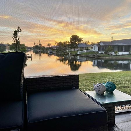 Serenity Waterfront Villa With King Suite, Private Pool, Great Lanai Enclosure And Long Water Views Cape Coral Kültér fotó