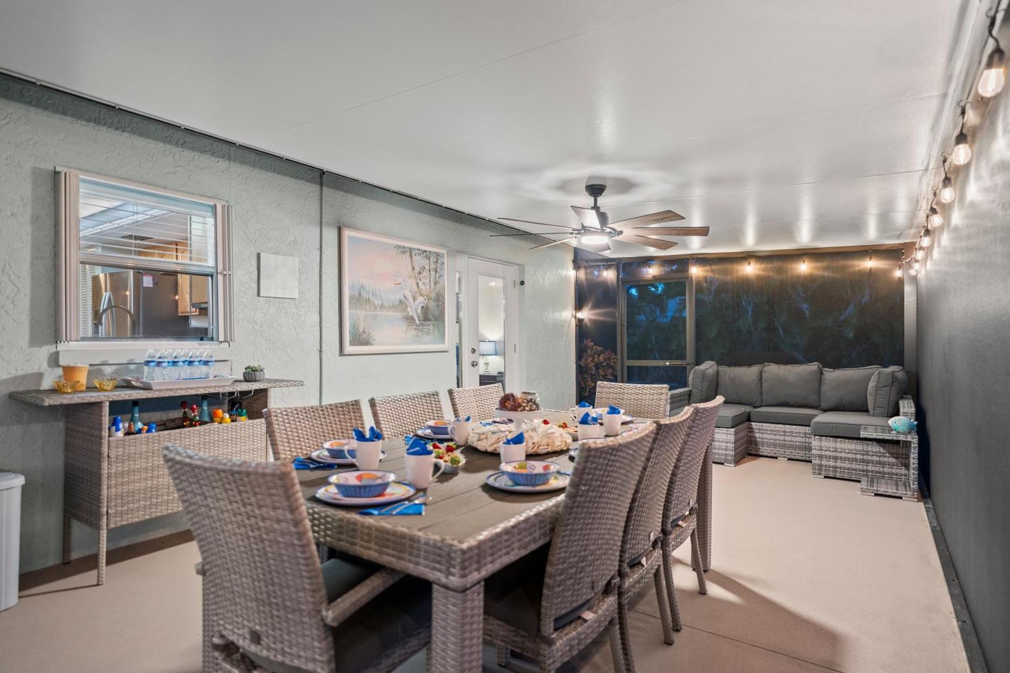 Serenity Waterfront Villa With King Suite, Private Pool, Great Lanai Enclosure And Long Water Views Cape Coral Kültér fotó